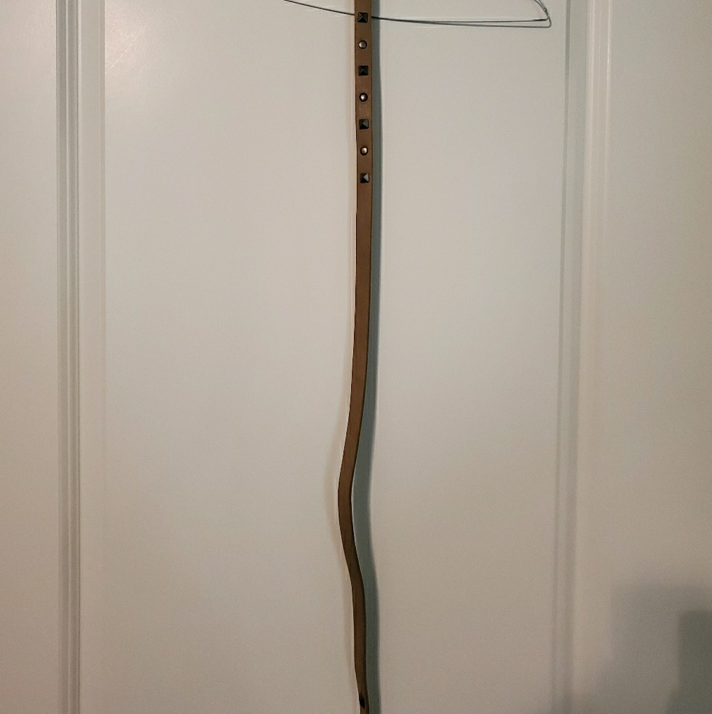 Size 20 khaki faux leather belt